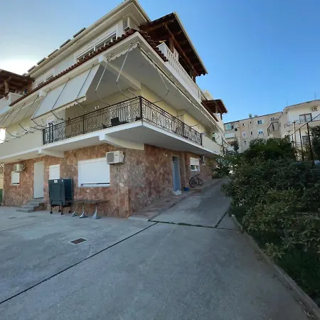 Apartment Garden Sarande