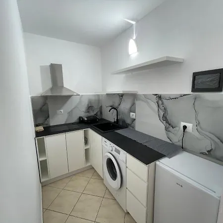 Apartment Garden Sarande